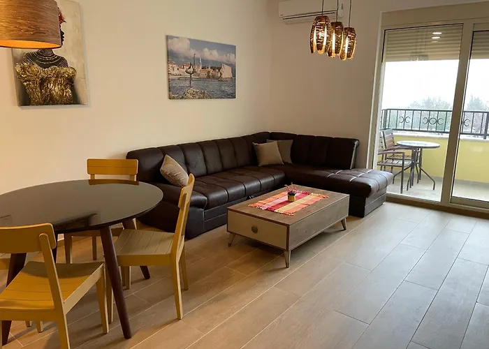 Lux Apartment Amarin